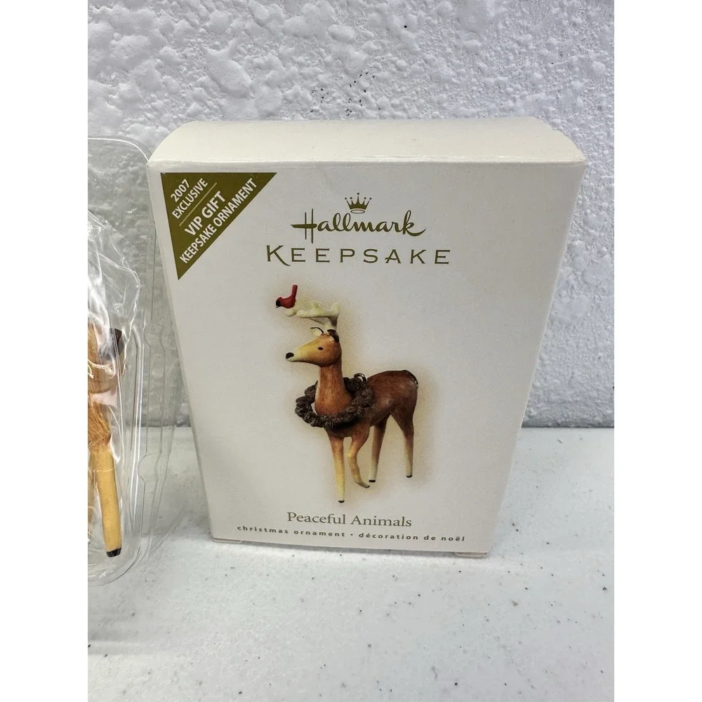 2007 Hallmark Peaceful Animals VIP Exclusive Gift Ornament NEW